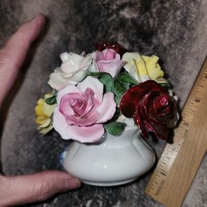 Royal Park BONE China Flower Accent